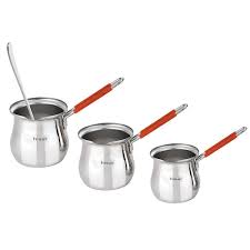 Our cezves, like all our copper range, is entirely handmade from 1.5mm copper, plated on request for anyone really wanting to enjoy turkish coffee, a soy cezve is the must. Hisar Milas Celik Cezve Takimi Kirmizi 4 Parca Hisar Sofra Sanati