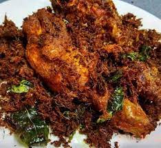 Ayam goreng berempah tidak disalut tepung tetapi ia diperap dalam campuran rempah yang pastinya akan mengusik deria rasa anda. Resepi Ayam Goreng Berempah Banyak Serdak Resepi Ayam E