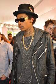 Fashion Trends At The Bet Hip Hop Awards Rolling Out Hip Hop Fashion Hip Hop Awards Bet Hip Hop Awards