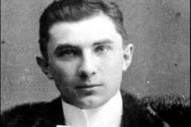 Let's ride an airship together someday, okay? Promise. Promise me.”