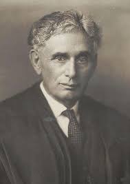 entreVIEW: August 2014