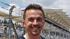 Frankie Muniz reveals he's watching Malcolm in the Middle to get ready to  film long-awaited revival 'in a few days' as star voices his excitement to  reunite with his 'old family' |