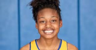 Strasburg girls, Mountain View boys win Shenandoah County track meet