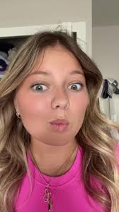 Vanessa💫🤍🦋 (@nessy_v)