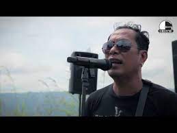 B g e f#m b d e f dm *. Lirik Lagu Batak Gara Tongam Sirat No Chord Lirik Lagu Batak Gara Tongam Sirait Edited By Oloan Sitio