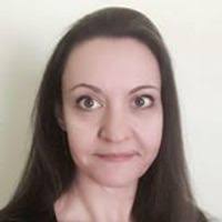 Gayle Dow's Instagram, Twitter & Facebook