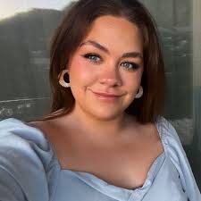 In desperate need of a joiner or someone who can fit an internal door… I  have all the hinges/handle/latch etc I've been let down twice by someone  who said they would come