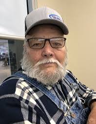 Sandy Rowan's Instagram, Twitter & Facebook