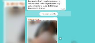 Viralizan foto de docente desnuda enviada por error a grupo de padres en  WhatsApp: escándalo en el sistema educativo | La Opinión
