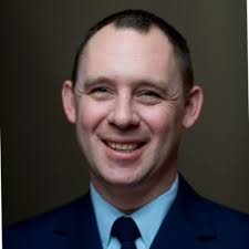 Happy to announce officially that I will be transferring from the First  Coast Guard District office in Boston to Sector Southeastern New England as  the Prevention Department Head in East Providence |