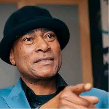 Muimbi mukuru we kwaito music anozikanwa nezita rekuti Doctor Shebeleza  ashaika.Anga ava nemakore 51....zvizere nemafiro ake zviri apa👉  https://bit.ly/3PtSRqN