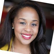 Lauren Doig's Instagram, Twitter & Facebook