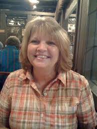 Cindy Hoel's Instagram, Twitter & Facebook