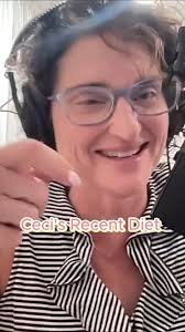 The Momlennial Podcast (@themomlennialpodcast) • Instagram photos and videos