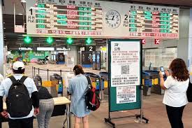 Sep 11, 2021 · 生活中心／周羿彣報導【 09/11 15:50 發稿 ｜ 21:50 更新：台鐵異動 】 今年第14號颱風「璨樹」雖然已減弱為中颱，但對台灣的影響仍不能小覷，根據最. ç›§ç¢§å›žé­‚ é«˜éµè‹—æ — å°ä¸­åœé§›å°éµåŠ é–‹27åˆ—è»Šå¢ž6åƒå€‹åº§ä½ ä¸Šå ± ç„¦é»ž