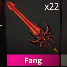 Run and hide from the murderer. Roblox Mm2 Fang Andere Gameflip