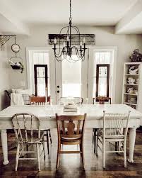 Farmhousefor8 We Love The Look Of These Mismatched Chairs In This Farmhouse Fining Room Shabby Chic Kitchen Table Rustic Dining Room Dining Room Design