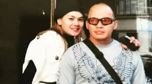 Sarita abdul mukti kembali menjelaskan seperti apa kronologi perselingkuhan faisal harris dan jennifer dunn. Faisal Harris Nikahi Jennifer Dunn Sarita Abdul Mukti Malah Makin Populer News Entertainment Fimela Com