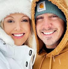 How does everyone feel about this?? They have this sign at checkout but not  when you set the appt. I ask bc I don't think it's right, but paid it  anyways....(From Cool