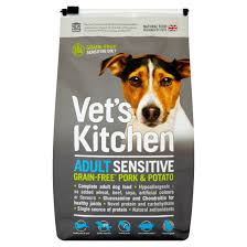 With every dog food by honest kitchen, the firm tries to lock in maximum nutrients while keeping out contaminants. Vet S Kitchen Adult Senistive Grain Free Complete Dry Dog Food