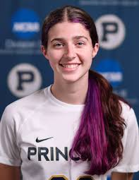 Maddie Frank's Instagram, Twitter & Facebook