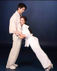 เรือนร่มงิ้ว ฟิตติ้งละคร เรือนร่มงิ้ว เรื่องราวของชายรักชาย ที่นำมาเสนอผ่านชีวิตตัวละครหลากหลายอรรถรส นำแสดงโดย อั๋น วิทยา, กอล์ฟ อนุวัฒน์. à¹€à¸­à¸²à¸£ à¸›à¸Ÿ à¸•à¸• à¸‡à¸¥à¸°à¸„à¸£à¸žà¸£à¸²à¸§à¸¡ à¸à¸¡à¸²à¸à¸²à¸à¸„ à¸° Pantip