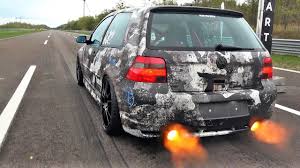 Launched in october 1997 for the 1999 model year, it was the best selling car in europe in 2001 (though it slipped to second place, behind the peugeot 206, in 2002). Vw Golf 4 R32 Turbo Acceleration Sound Youtube