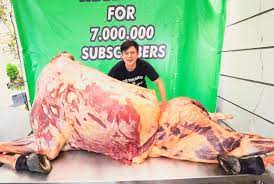 Termasuk juga kegiatan farrier (tukang tapal kuda). Bobon Santoso Masak Daging Kuda Picu Pro Kontra Netizen