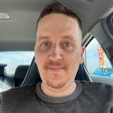 How to use in-game voice lines?