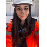 100+ perfiles de «Eade»