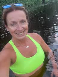 Running a track can be stressful 😂 Victor Antonio Alvarez Wade Rich Josh  Dauta