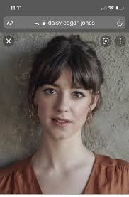 Holly Cronin (@hollyycroninn)