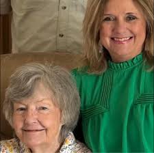 SUNDAY ROADTRIP TO THE OVERFLOW WELL There are so many interesting things  around us in our own backyard. North MS is experiencing what my grandmother  would have called “blackberry winter” and I