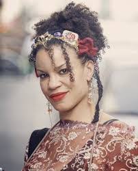 Nicole Leach's Instagram, Twitter & Facebook