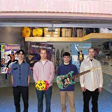 In the garage i feel safe no one cares about. Weezer Is In The Garage Weezer