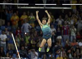 Injured in the ankles, the frenchman was too weak to climb a third time in a row on the podium of. Thiago Braz Da Silva Secures Gold For Brazil After Stunning Performance In Pole Vault Final Daily Mail Online