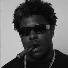 Elisha Hayes (@Ehayes_25)