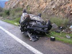 Στο σημείο βρέθηκαν άμεσα τόσο όχημα της πυροσβεστικής όσο και ασθενοφόρο του εκαβ. 8anathforo Troxaio Kavala News Ta Nea Ths Kabalas Online