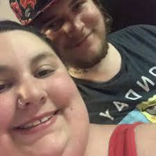 Is it possible to ask if anyone could spare some cat food & cat litter  please & thank you, we unexpectedly ran out & can't buy more till next week.