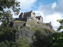Ubicada en la costa este de escocia, a orillas del fiordo del río forth y en la autoridad unitaria local de la ciudad de edimburgo. Edimburgo Casa Historica En La Royal Mile Picture Of Explora Escocia Edinburgh Tripadvisor