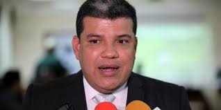 Dip. Luis Parra: León Heredia aplica una política de terror y acoso contra  los medios de comunicación en Yaracuy