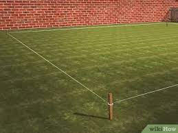 Ein garten ist ein abgegrenztes stück land, in dem pflanzen oder tiere vom menschen in kultur genommen und somit gepflegt (kultiviert) werden. Ein Gelande Einebnen Wikihow