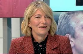 Jenny 💚💜 (@JennyReadings)