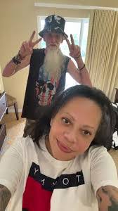 Holly Coburn's Instagram, Twitter & Facebook