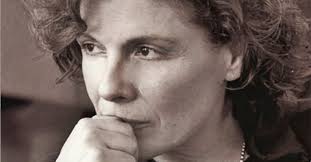 Francia nombra “caballero” de la Legión de Honor a cineasta chilena Carmen  Castillo