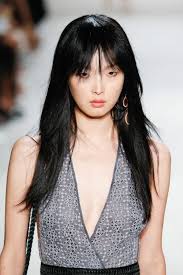 Blowdry all your hair while brushing it down with a round brush. Getting The Perfect Layered Hair For Your Face Shape