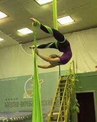 Aeriallove Aeriallovers Aerialfitness Aerialarts Dance Aerialsilks Tissuaerien Sedasaerias Tecidoacrobatico Aerial Dance Aerial Silks Aerial Arts