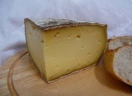 Chez Loulou La Fete Du Fromage Tome Des Bauges Food Foodie Queso