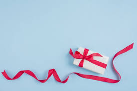 Cinta Roja Cerca De Caja De Regalo Foto Gratis Free Photo Freepik Photo Freefondo Freepatron Freeribbon Freefondo Caja De Regalo Cintas Cajas De Regalo