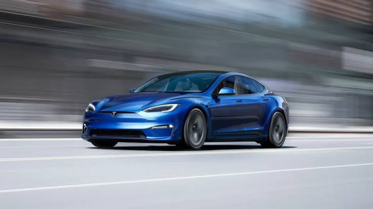 Tesla launches lower-priced Model S, X versions | WardsAuto